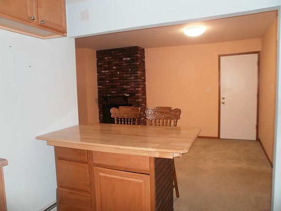 5th image of 815 S Dwyer Ave APT D