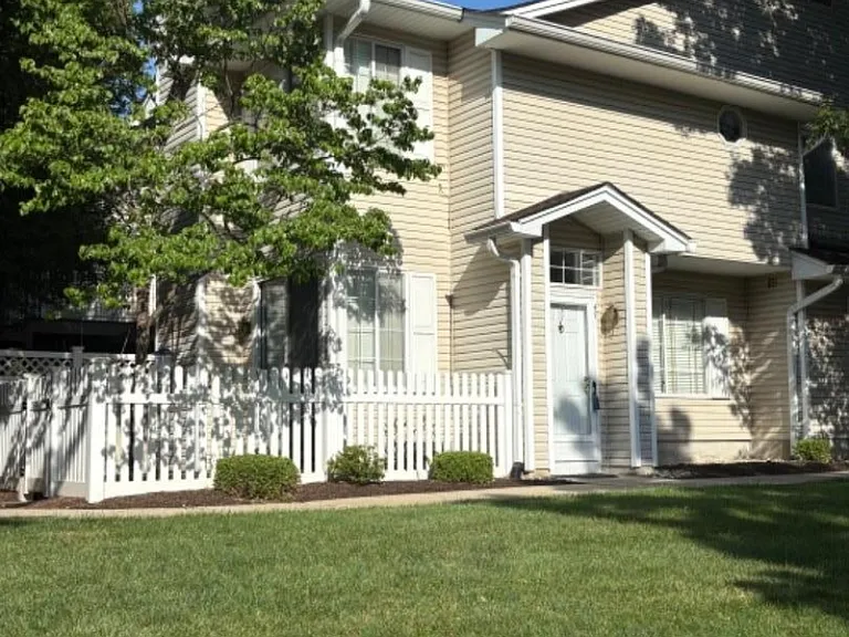 47 Encampment Dr — Photo 1