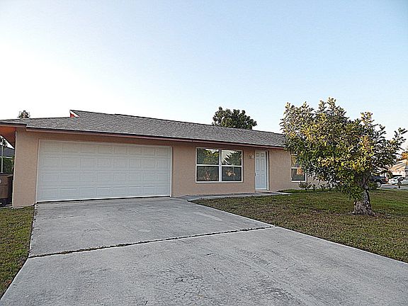 4th image of 626 SE 20th Ct