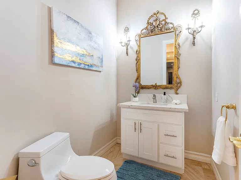 2261 Liane Ln — Photo 38