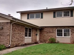 3715 Lakeside Dr, Columbus, IN 47203