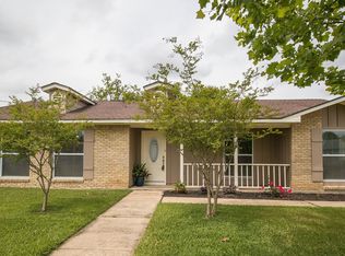 325 Eastview Dr, Biloxi, MS 39531