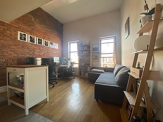 2nd image of 24 W 125th St APT 52