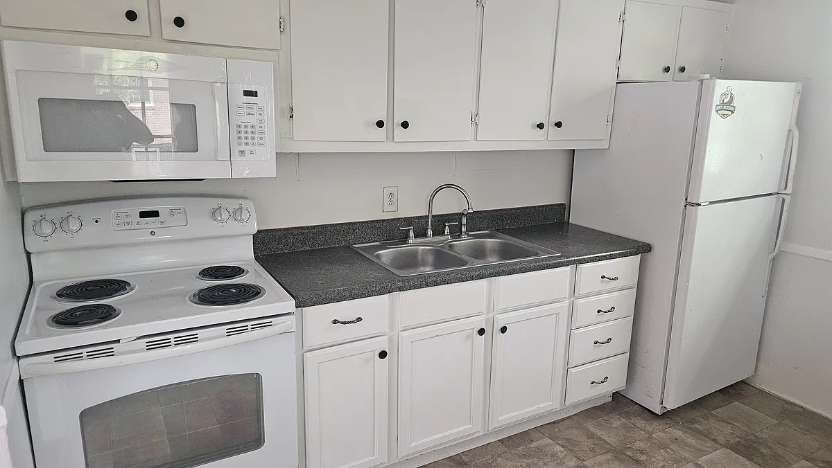 Building Photo - 160 Otis Brown Dr