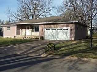 208 N Madison St, Abilene, KS 67410