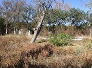 311 Whitewing Dr, Kerrville, TX 78028