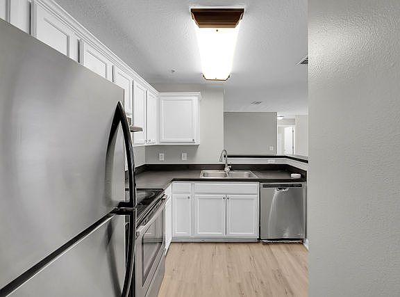 3rd image of 7701 Timberlin Park Blvd APT 1123