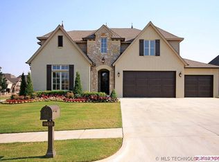 9415 E 106th St, Tulsa, OK 74133