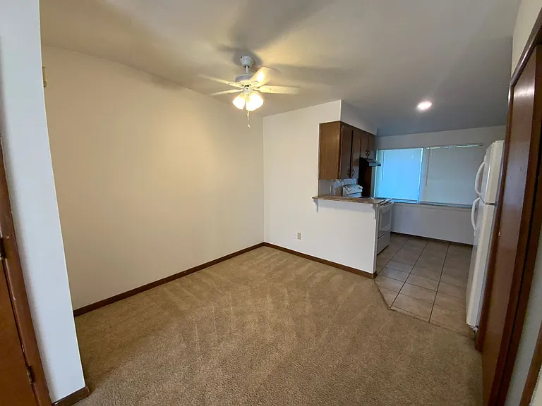 Library Place Apartments — Photo 16