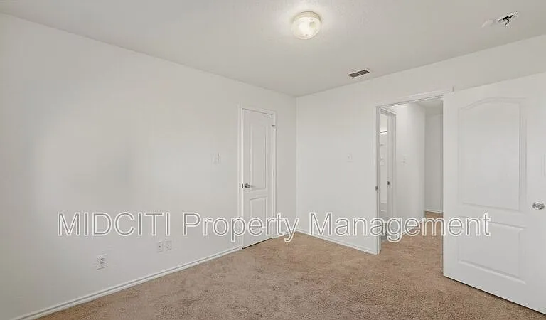 3248 Northwest Blvd — Photo 18