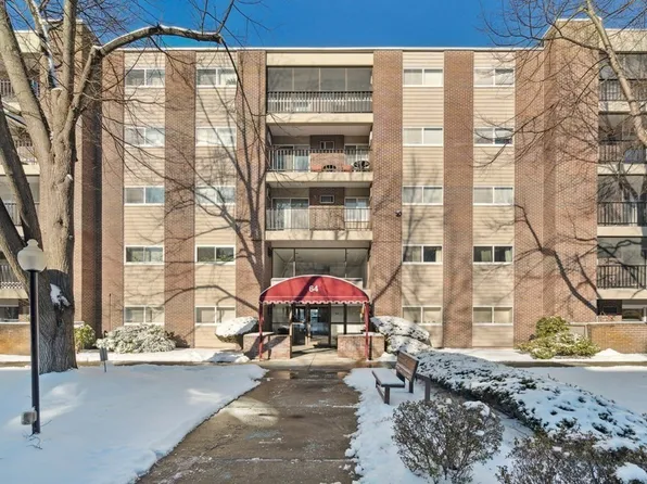 64 Main St APT 44B, Stoneham, MA 02180