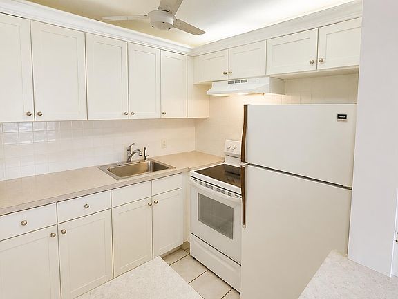 4th image of 338 Camden O