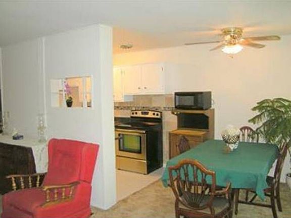 Living/Dining Room