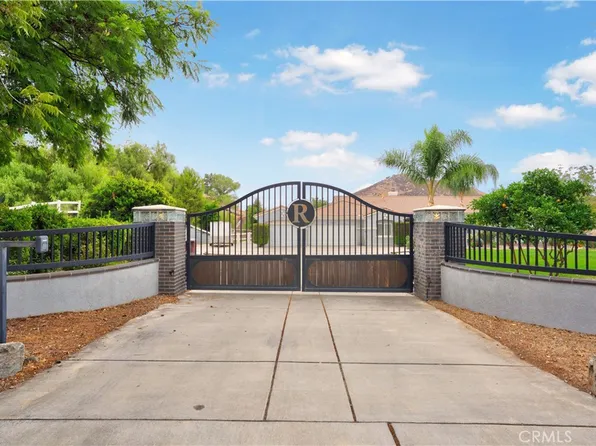 24006 Spencer Butte Dr, Perris, CA 92570