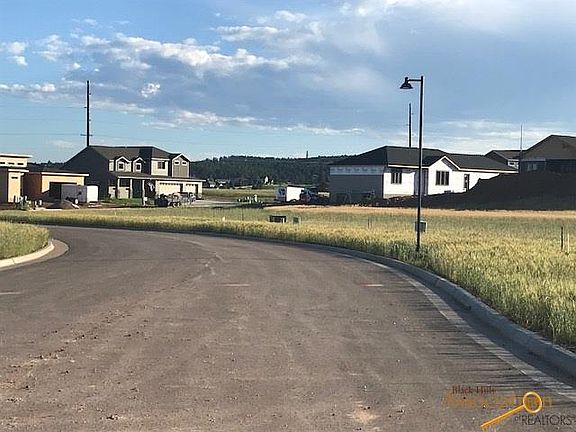 5th image of 5821 Cloud Peak Dr