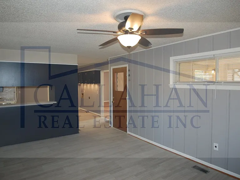 401 Country Club Rd — Photo 5