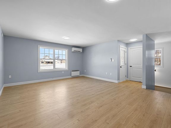 5th image of 32 Jacks Way