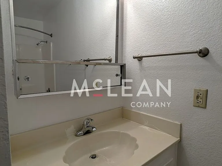 680 N Ashurst Ct #I-101 — Photo 7