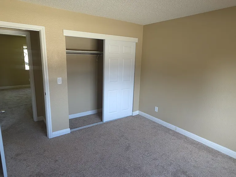 1940 Grande Cir #58 — Photo 19