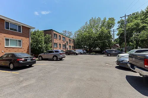 Minnehaha Apartments | 3628 Photo 1