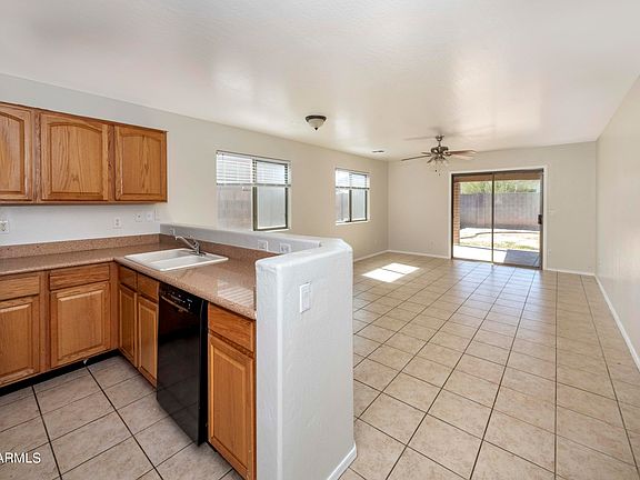 5th image of 7412 S 37th Gln