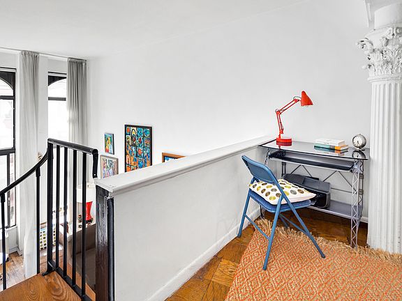 4th image of 67 E 11th St APT 319