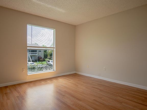 3rd image of 1891 Caralee Blvd Unit 3