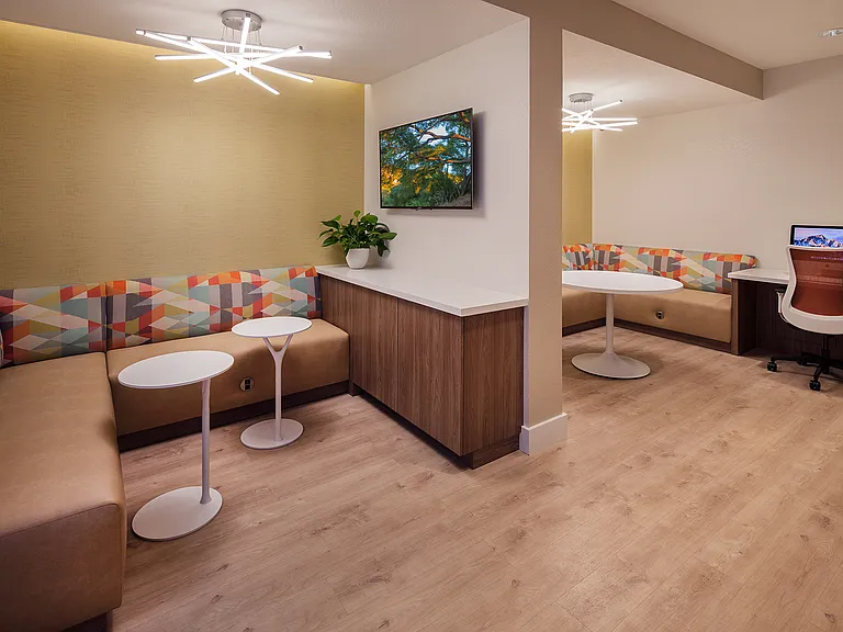 Rancho Mariposa Apartment Homes — Photo 7
