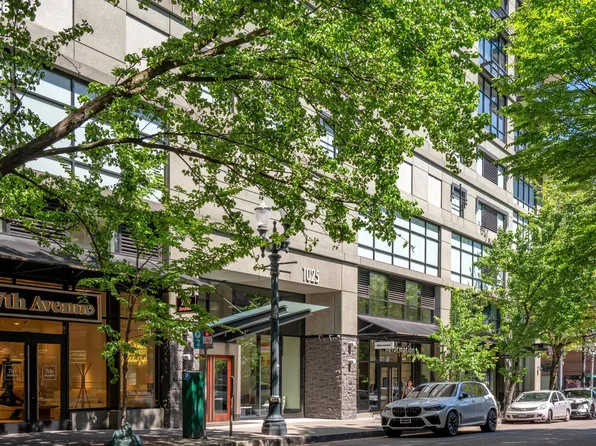 1025 NW Couch St Unit 1217, Portland, OR 97209
