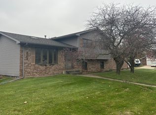 6115 Mill Run Ave, Portage, IN 46368