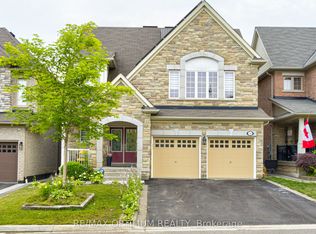 16 Ashcreek Dr, Brampton, ON L6Y3A7