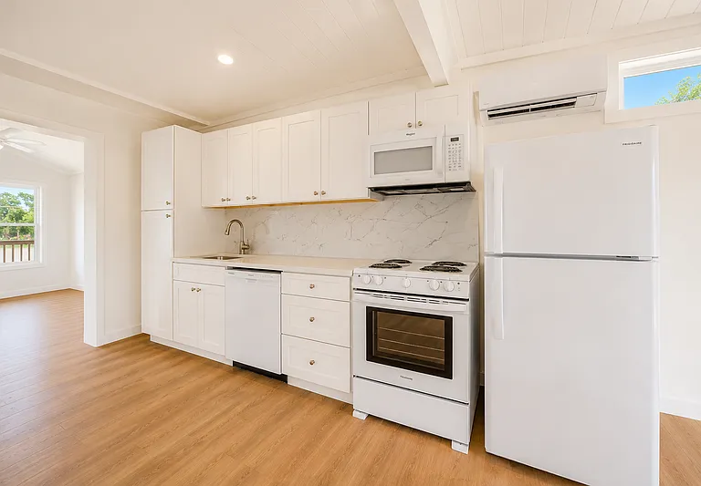 204 Marlin St #10 — Photo 9
