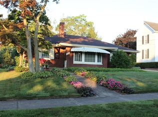 134 Chestnut St, Leetonia, OH 44431