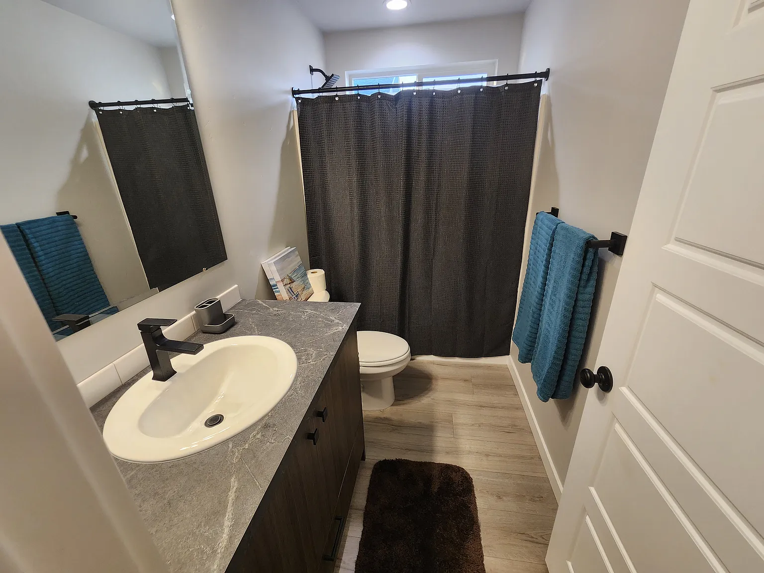 4 bed, 1860 sqft, $900 — Photo 4