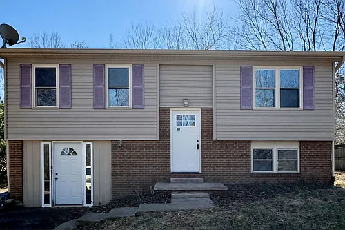 110 Stewart Dr Photo 1
