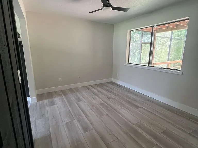 733 Galloway Dr — Photo 26