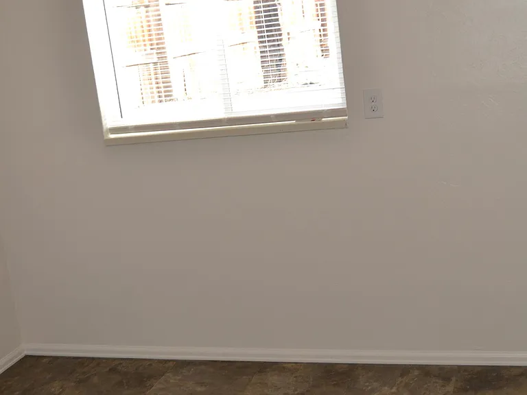 528 Campbell Way — Photo 8