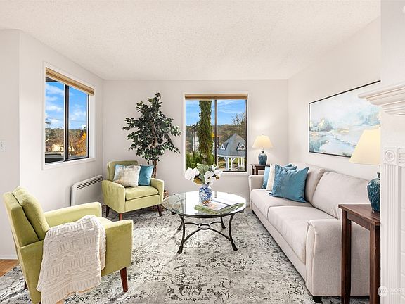 3rd image of 101 Madison Avenue N