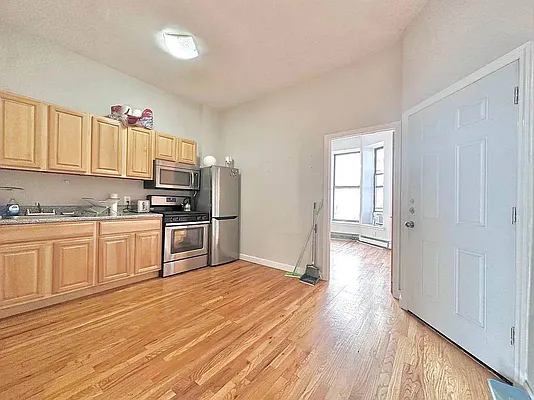 Rented by Doorway NYC, LLC | media 4