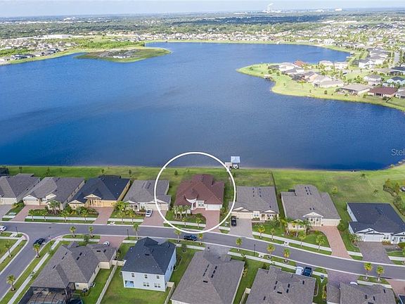3rd image of 11613 Lake Lucaya Dr