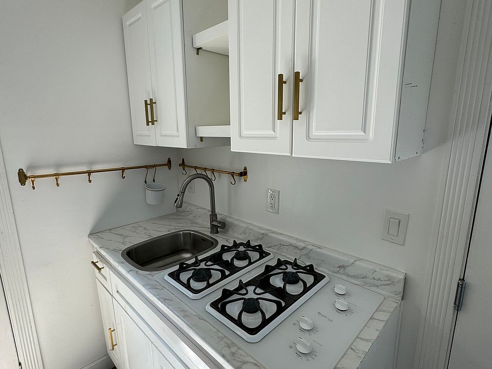 1st image of 236 E Neece St