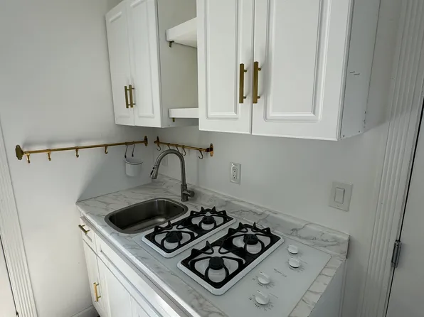 236 E Neece St, Long Beach, CA 90805