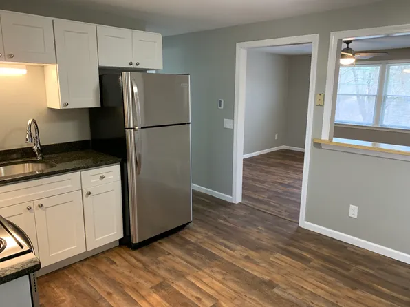 39 Old Amherst Rd #B3, Sunderland, MA 01375