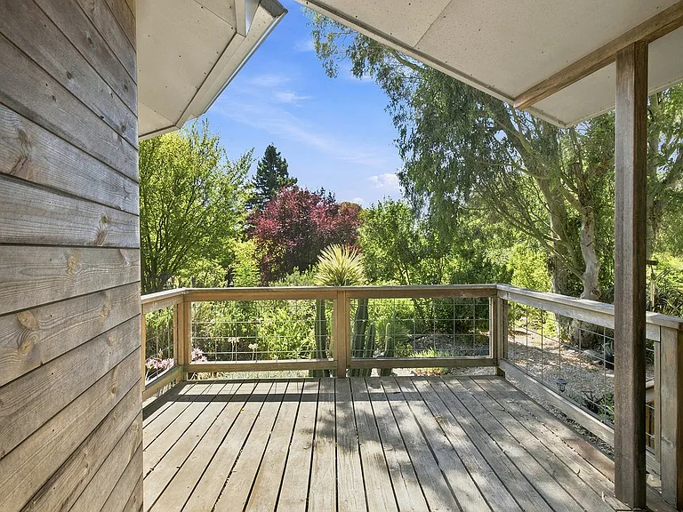 145 Lone Oak Ln — Photo 3