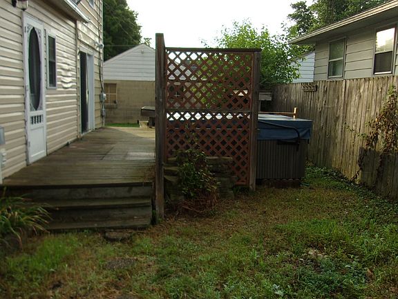3rd image of 328 Ogara Ave