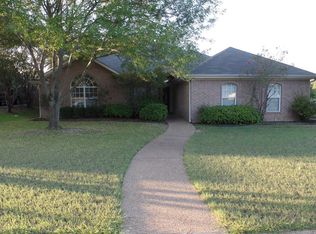 601 Eagles Nest Dr, Hewitt, TX 76643