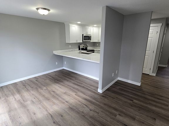 5th image of 5318 108th St NE Unit A