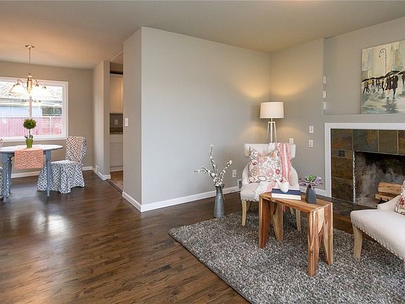 4th image of 9442 Fawcett Ave