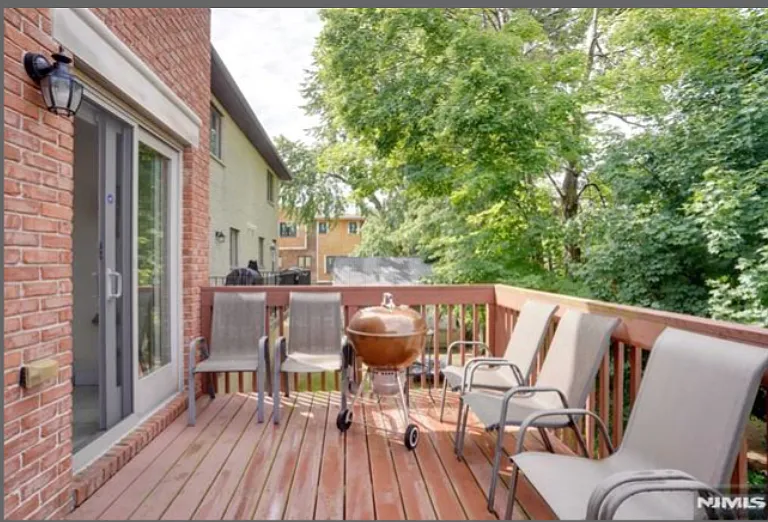 415 Westview Pl — Photo 18
