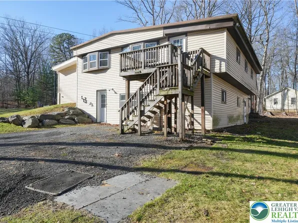 664 Cranberry Rd #1, East Stroudsburg, PA 18301